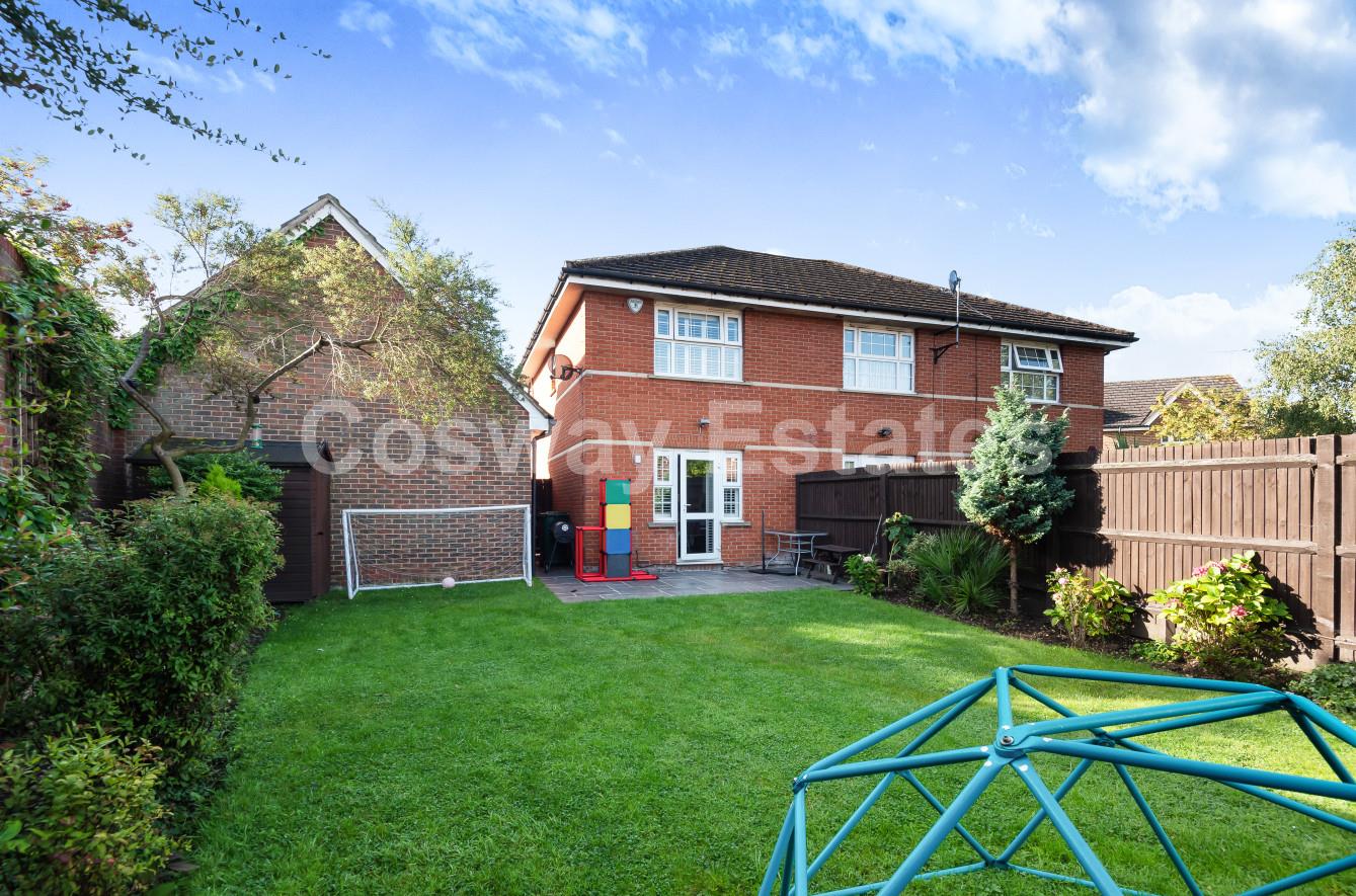 Colenso Drive, Mill Hill